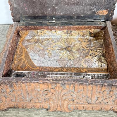 LOT 76L: Ornate Antique & Vintage Jewelry Boxes