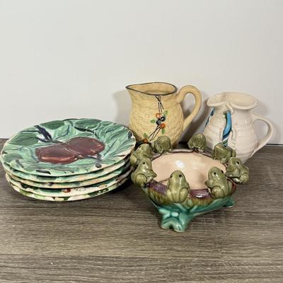 LOT 80L: Pottery Collection: Frog Bowl, Fruit Orchard Majolica Style Plates & Two Small Pitchers