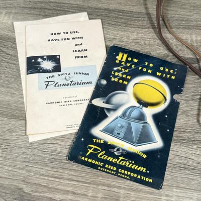 LOT 81L: Vintage Spitz Junior Planetarium w/ Box