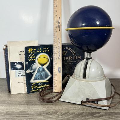 LOT 81L: Vintage Spitz Junior Planetarium w/ Box