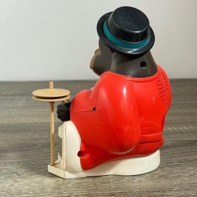 LOT 83L: Vintage Rhythm "One Man Band" Gorilla Quartz Alarm Clock