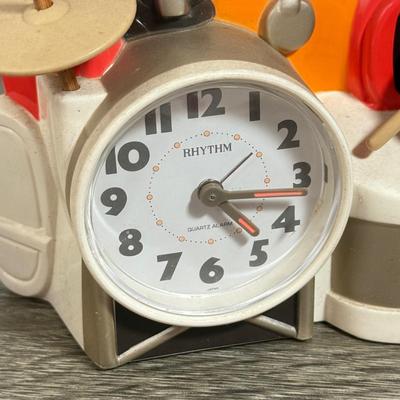 LOT 83L: Vintage Rhythm "One Man Band" Gorilla Quartz Alarm Clock