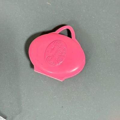 LOT 90D: 1980s Mattel Barbie Furniture, Clothes & Accessories