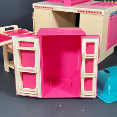LOT 90D: 1980s Mattel Barbie Furniture, Clothes & Accessories
