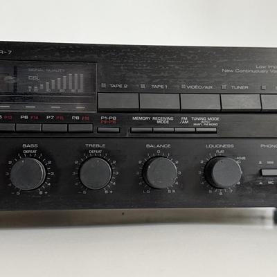 LOT 92X: Yamaha Stereo Receiver R-7