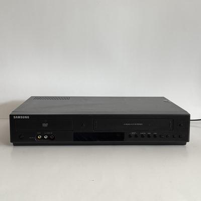 LOT 93X: Samsung VCR & DVD Player Model DVD-V9800