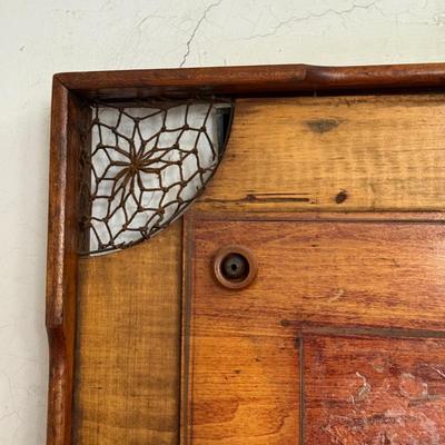 LOT 95X: Vintage Carrom Game Board