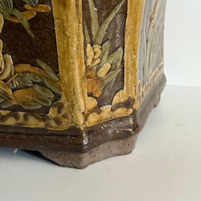 LOT 96X: Beautiful Matching Vintage Ceramic Planters