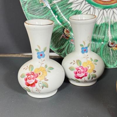 LOT 99D: Vintage China, Etched Chopsticks & Fish Rests