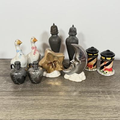 LOT 104D: S&P Shaker Collection: Pewter, Silver Plate, Moon & Star