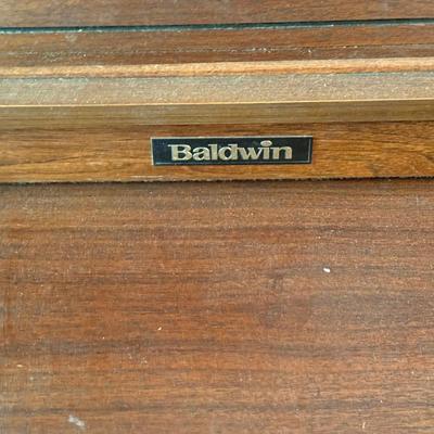 LOT 107L: Vintage Baldwin Upright Piano