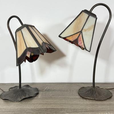LOT 111L: Pair of Vintage Tiffany Style Glass Gooseneck Lamps