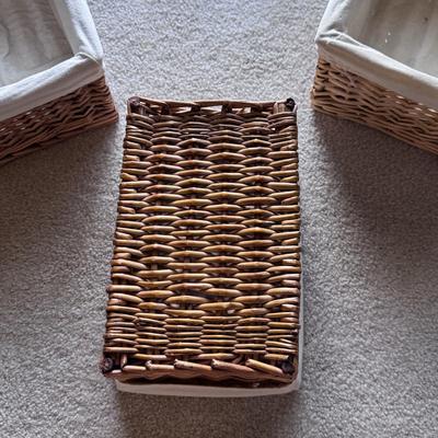 Large Selection of Storage Baskets (PB-DZ)