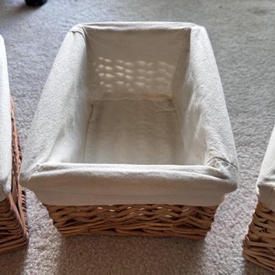 Large Selection of Storage Baskets (PB-DZ)