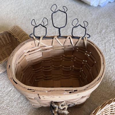 Collection of Handmade Baskets (PB-DZ)