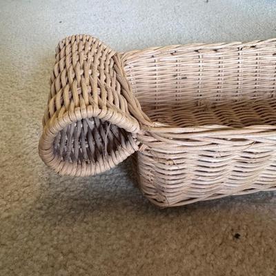 Collection of Handmade Baskets (PB-DZ)