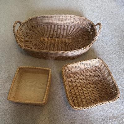 Collection of Handmade Baskets (PB-DZ)