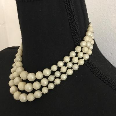 Beautiful vintage, three strand sugar, beads or textured bead choker necklace