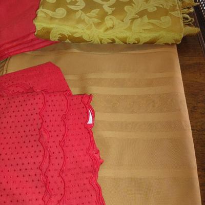 Assorted Table Linens