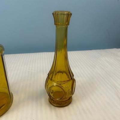 3 pieces - Amber depression era glass - 19