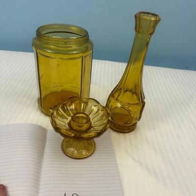 3 pieces - Amber depression era glass - 19