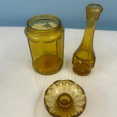 3 pieces - Amber depression era glass - 19