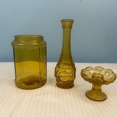 3 pieces - Amber depression era glass - 19