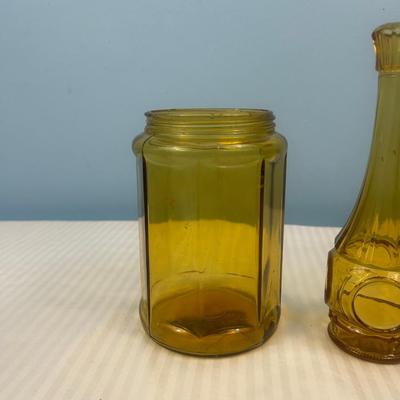 3 pieces - Amber depression era glass - 19