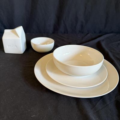 White Dinner Plate Set (K-BM)