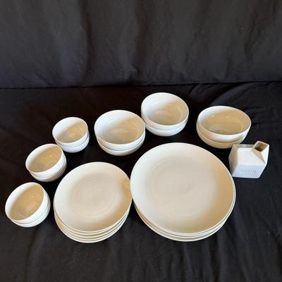 White Dinner Plate Set (K-BM)