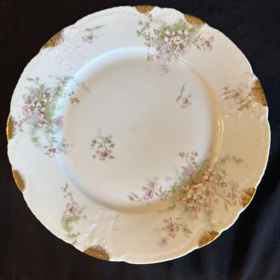 Limoges 46 Piece China Set (K-BM)