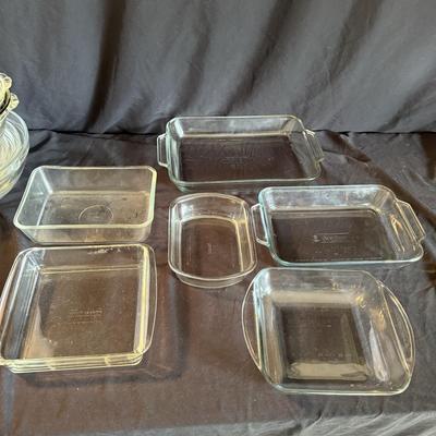 Nesting Bowls and Pyrex Baking Dishes (PBN-BM)