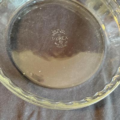 Nesting Bowls and Pyrex Baking Dishes (PBN-BM)