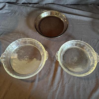 Nesting Bowls and Pyrex Baking Dishes (PBN-BM)