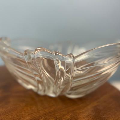 Large heavy crystal bowl - 31