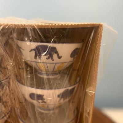 NWT: Blue elephant design - Soup bowl set with spoons set of 6 - 32