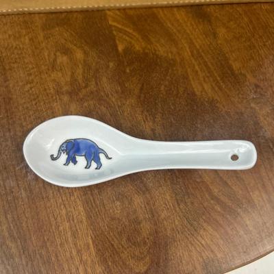 NWT: Blue elephant design - Soup bowl set with spoons set of 6 - 32
