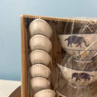 NWT: Blue elephant design - Soup bowl set with spoons set of 6 - 32