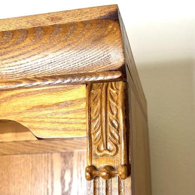 Whalen Bookshelf 2