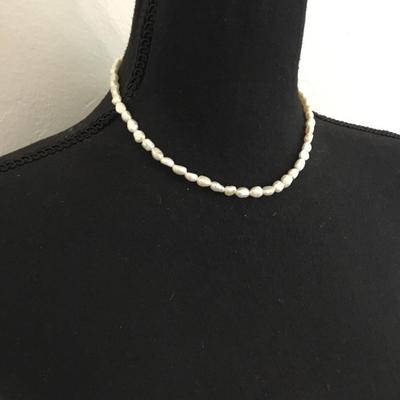 Beautiful, vintage, jcrew, genuine pearl necklace
