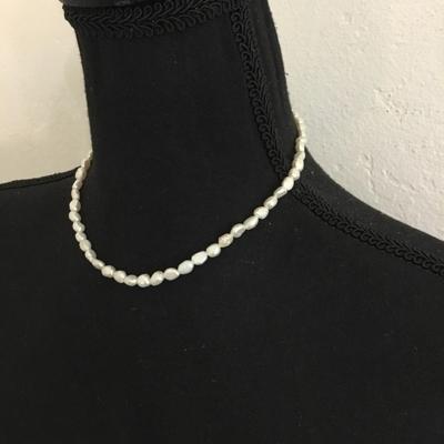 Beautiful, vintage, jcrew, genuine pearl necklace