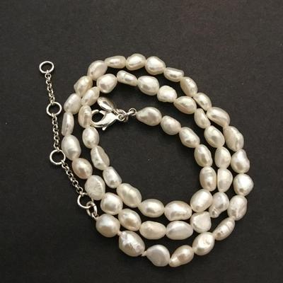 Beautiful, vintage, jcrew, genuine pearl necklace