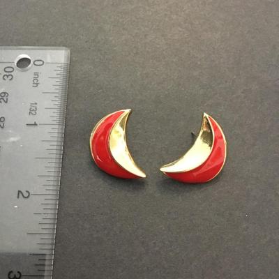 Vintage gold tones, ready enamel, half moon shaped earrings