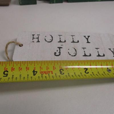 Holiday Signs & Hand Towels