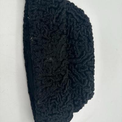 Vintage Men's Hats - 2 United Hatters 1 Suede
