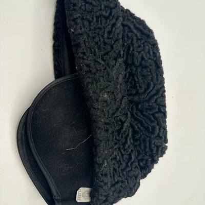 Vintage Men's Hats - 2 United Hatters 1 Suede