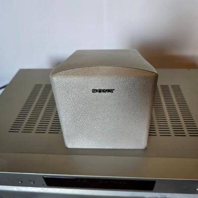 Sony 5.1 Home Theater System – STR-K660P Receiver with SONY SS-WMSP66 Speakers