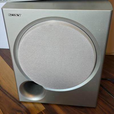 Sony 5.1 Home Theater System – STR-K660P Receiver with SONY SS-WMSP66 Speakers