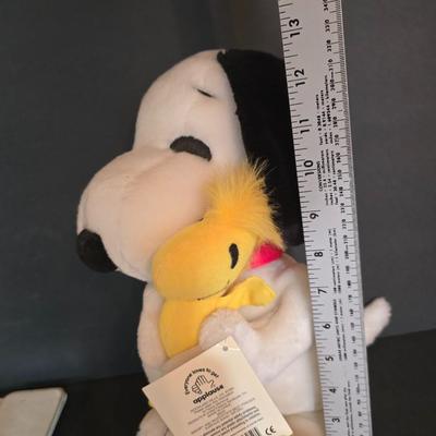 Peanuts Collectibles Lot – Snoopy Plush & Vintage Clipboard