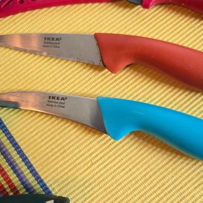 Lot of 6 Cooking Light Colorful Kitchen Knives with Sheaths and 2 Ikea – Vivid & Functional